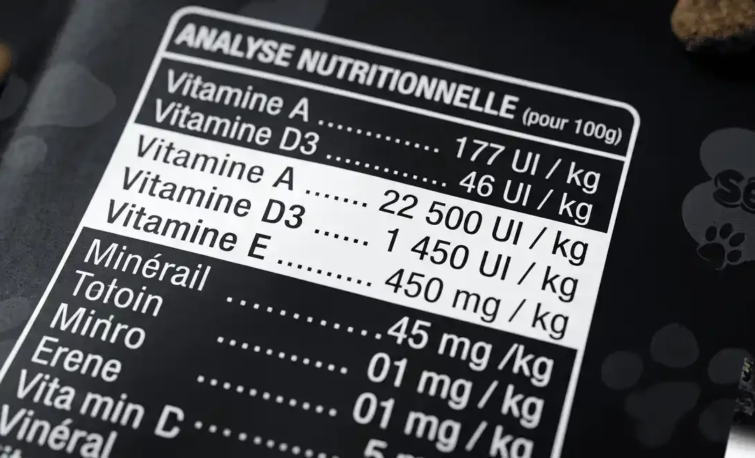 tableau nutritionnel croquettes vitamines minéraux